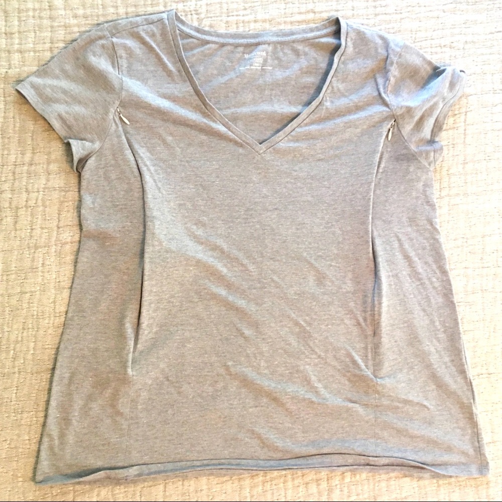 Motherhood Nursing Tee sz L